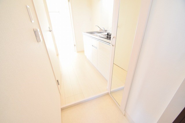 ブルーヒルズ 玄関