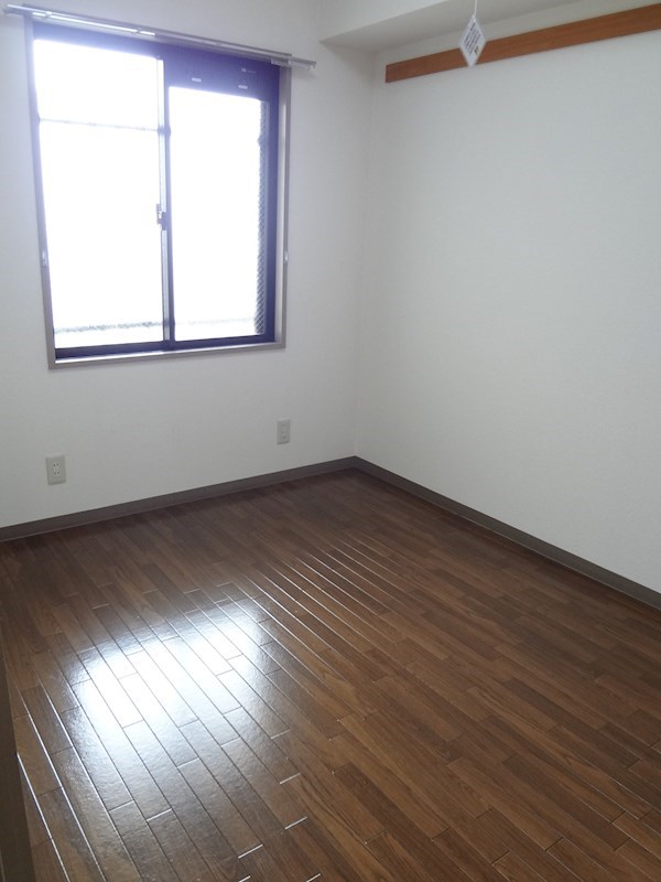 401参考 モンティクロ壱番館  ベッドルーム