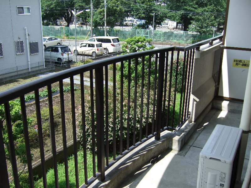 401参考 モンティクロ壱番館  ベランダ