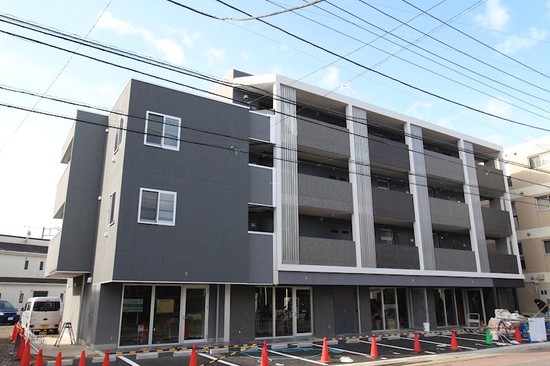 シャルム湘南  204号室 外観