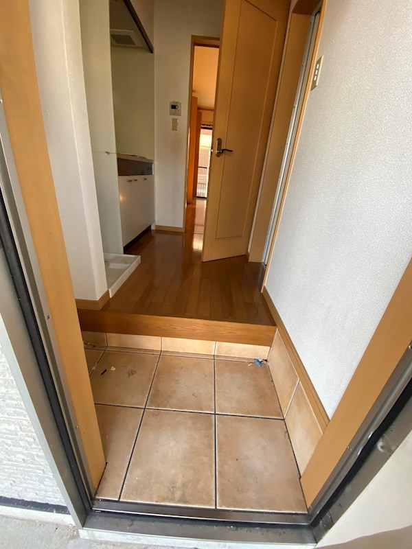 パレス華 玄関