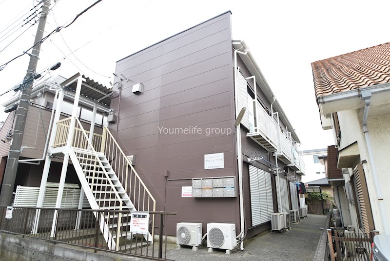 ポルシェ厚木 その他外観2