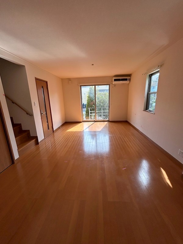 ラ・グリシーヌ鵠沼海岸 リビング