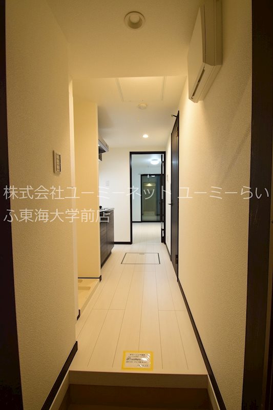 ファイブスター東海B棟 玄関