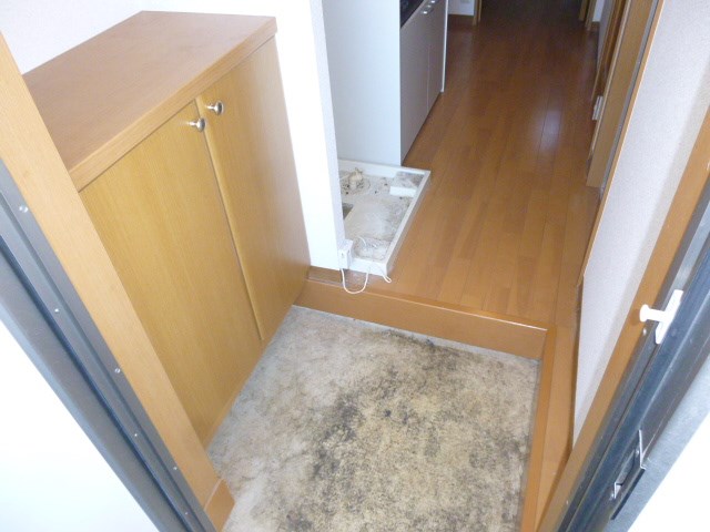 キャンパスコート 玄関