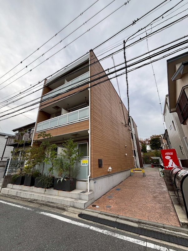 リブリ・コーワハイム 302号室 外観