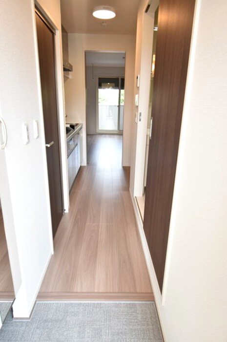 ルミエール本厚木 玄関