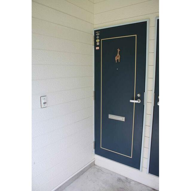 ウエスト弥生 玄関