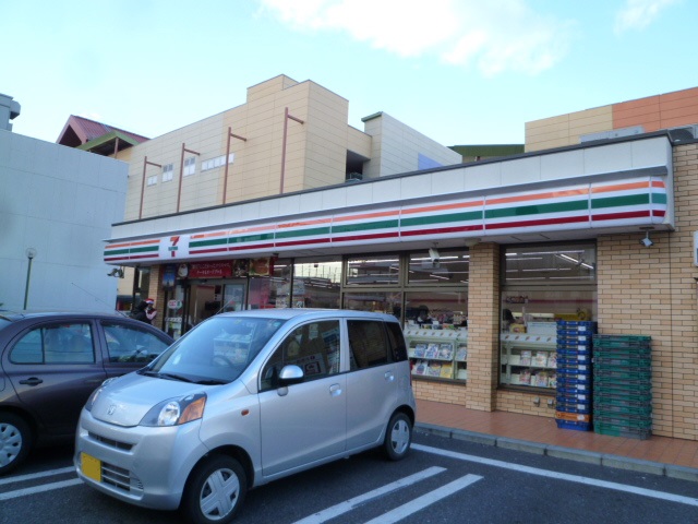 スタービレ海老名 コンビニ