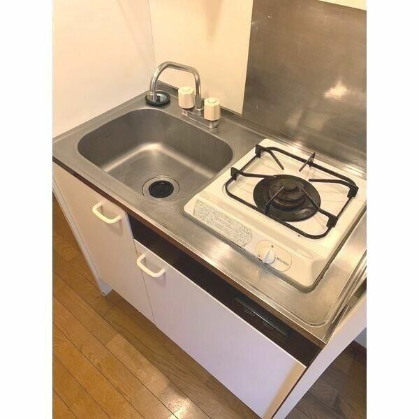 ヴァンヴェール伊勢原 キッチン