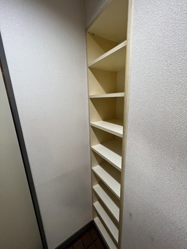 ヤングプラザ  玄関