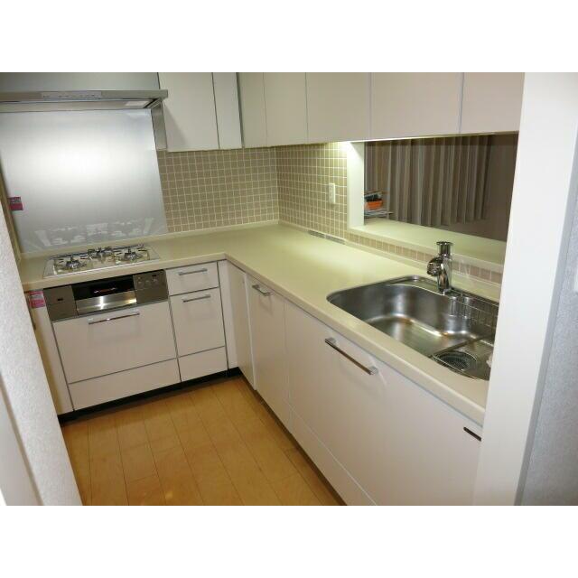 ガーデンアソシエＩ棟 キッチン