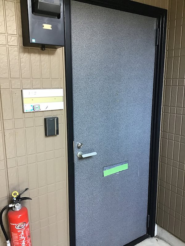 マウナ西大竹 玄関