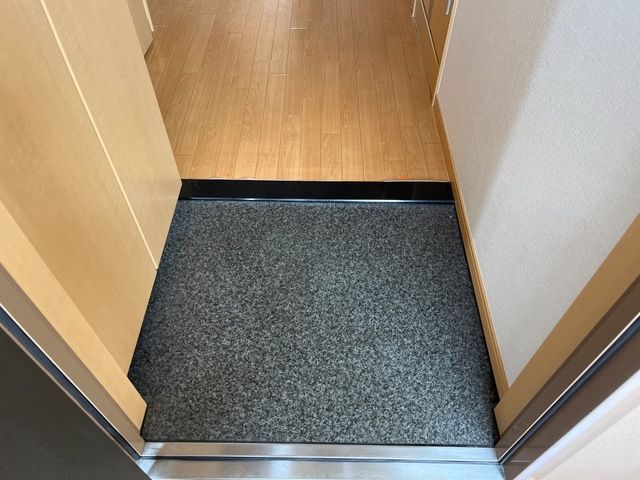 ベルローズ 玄関