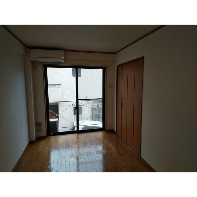 ＬＩＶＥ　ＣＯＵＲＴ　東海大学前 リビング