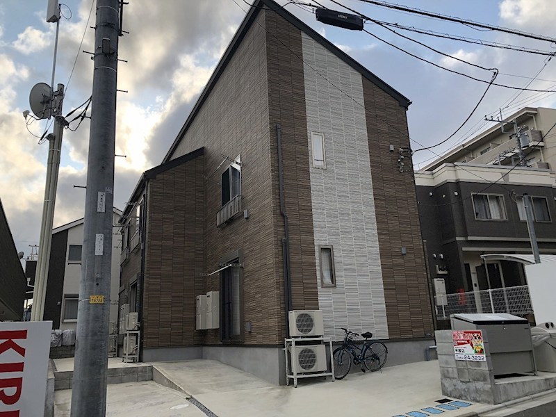 EAST OCEAN(イーストオーシャン) 102号室 外観