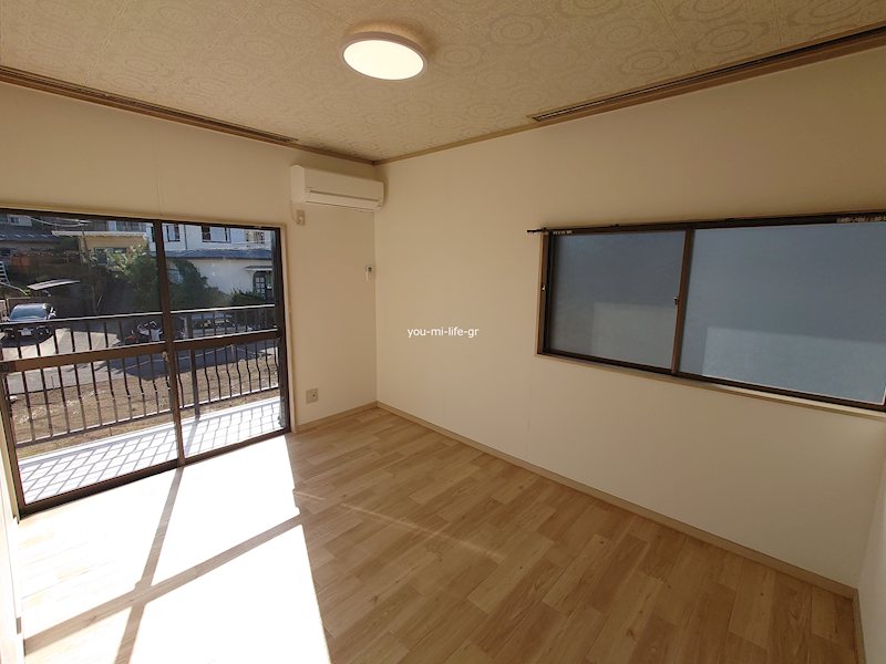 平塚市岡崎貸家 リビング