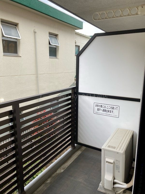 LEGEND（レジェンド） ベランダ