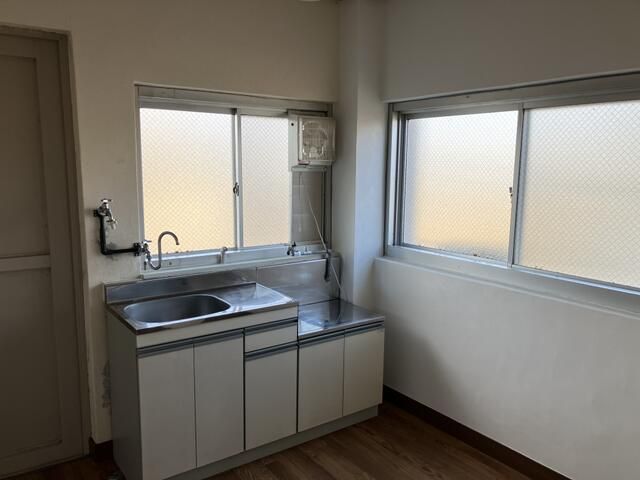 西川ビル キッチン