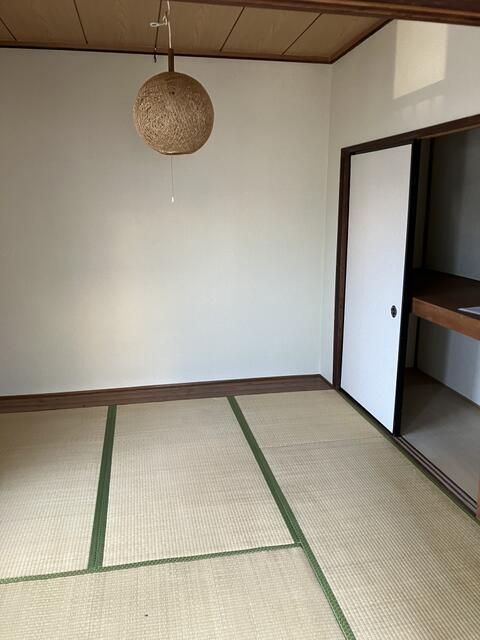 西川ビル ベッドルーム