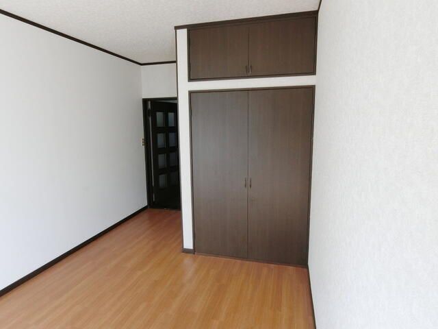 サンコーポ真田 ベッドルーム