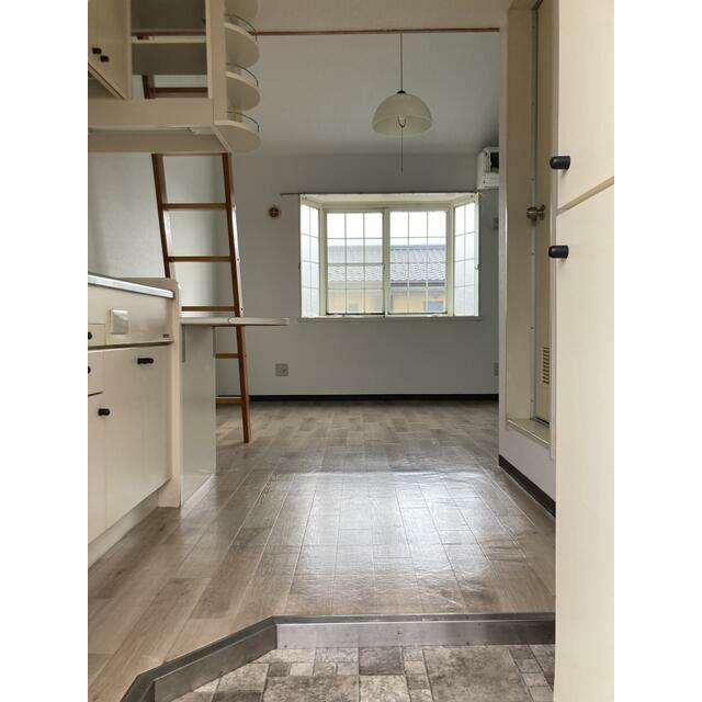 ベルピア伊勢原２ 玄関