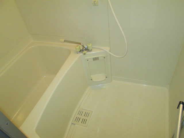 コンフォール伊勢原 風呂画像