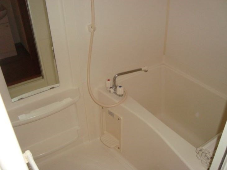 ポスト・マローネ  風呂画像