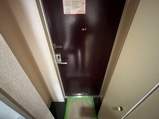 グランドエル藤が岡 玄関