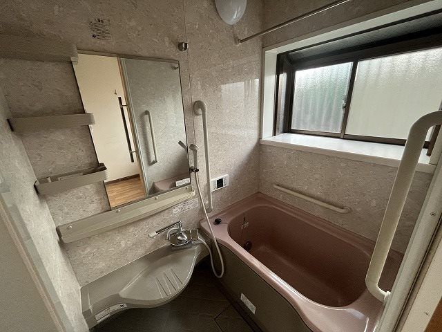 中川邸貸家 風呂画像