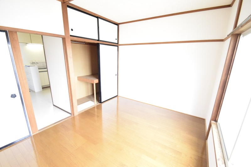 仲居ハイツⅠ ベッドルーム