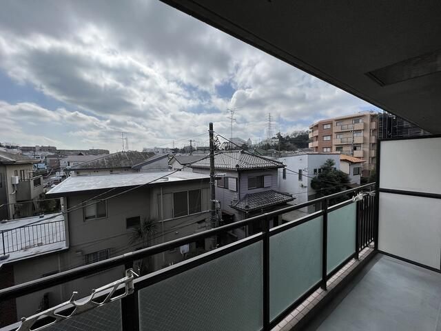 リーヴェルグランデ横浜戸塚 ベランダ