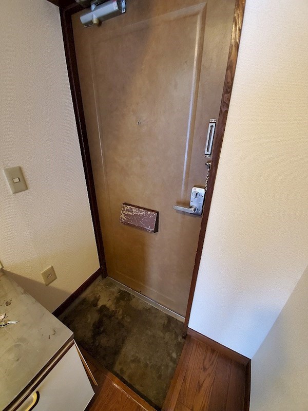 アバン茅ヶ崎 玄関