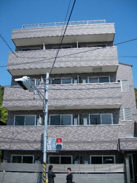 セ　カルム鎌倉 306号室 外観