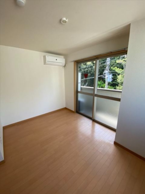 セ　カルム鎌倉 リビング