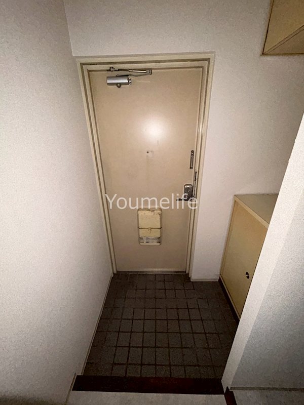 ビューハイム湘南 玄関