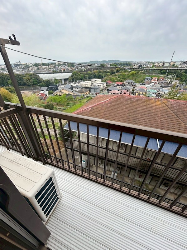 ピュアタウン東海大学駅前 ベランダ