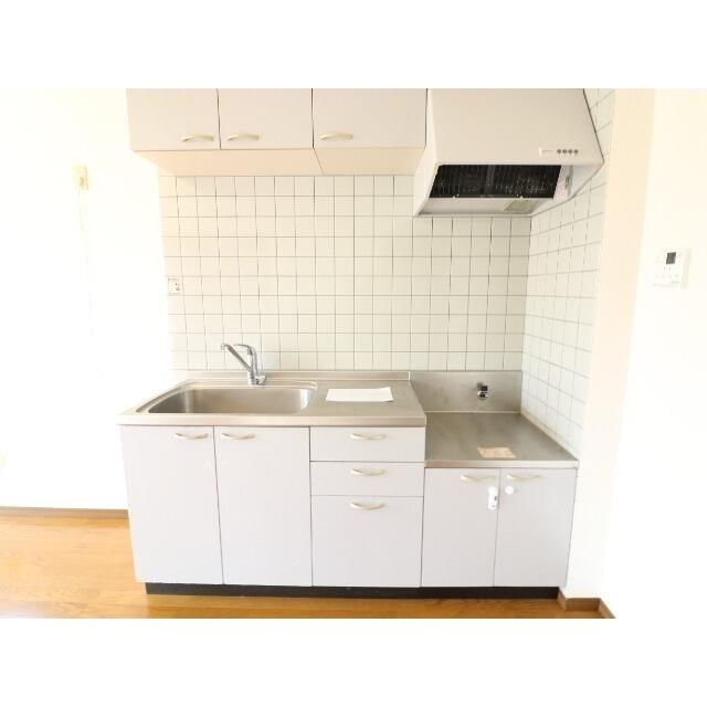 アムールOZAWA キッチン