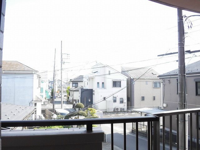 Sazan　Piloti・つまだ ベランダ