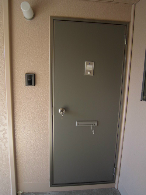 アーバン中山 玄関