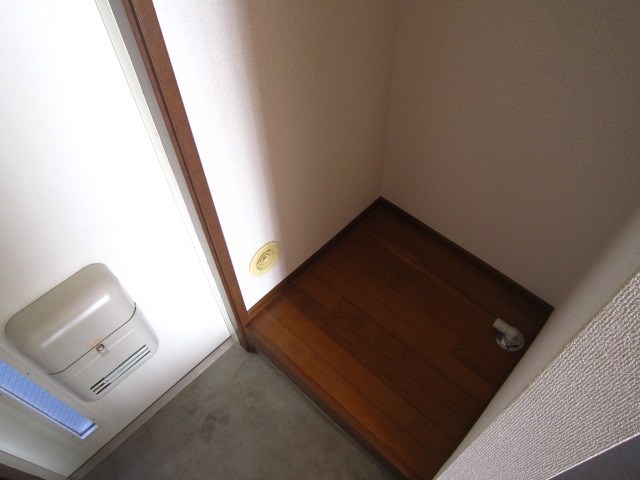 レイモンドハウスA棟 玄関