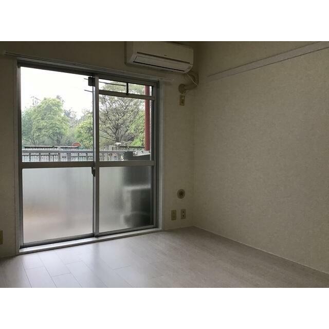 シャトール田口戸塚Ⅰ リビング