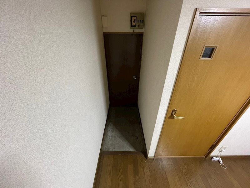 第3湘南ハイツ 玄関
