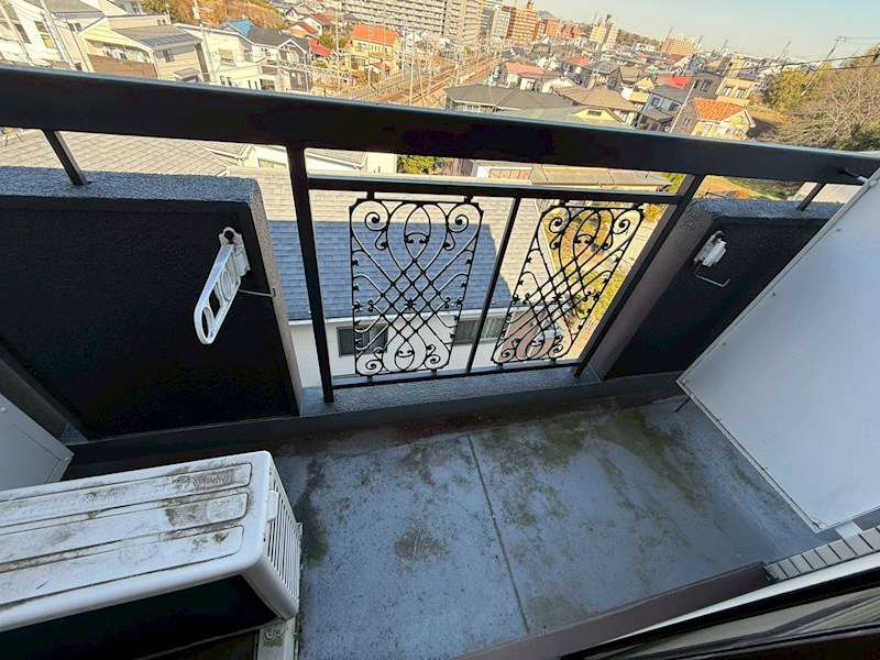 ワコーレエレガンス鶴巻温泉第一 ベランダ