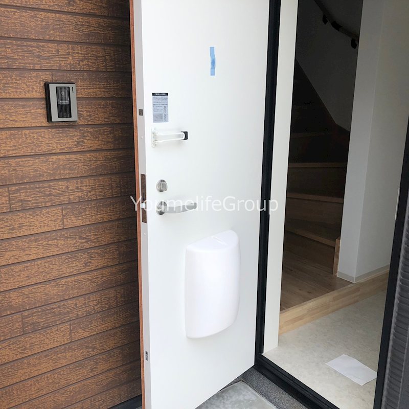 メゾンシュマン鵠沼 玄関