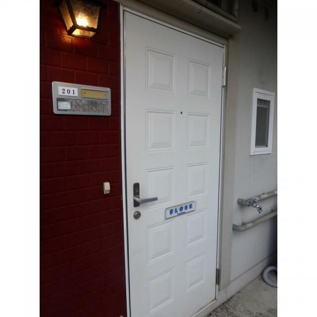 ハイツ・ライラック 玄関