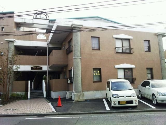 ロイヤルシャトー河原 201号室 外観