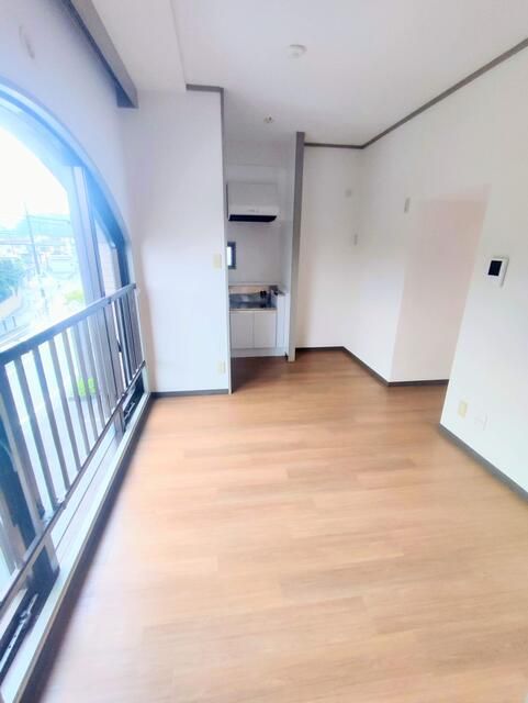 ロイヤルシャトー河原 リビング