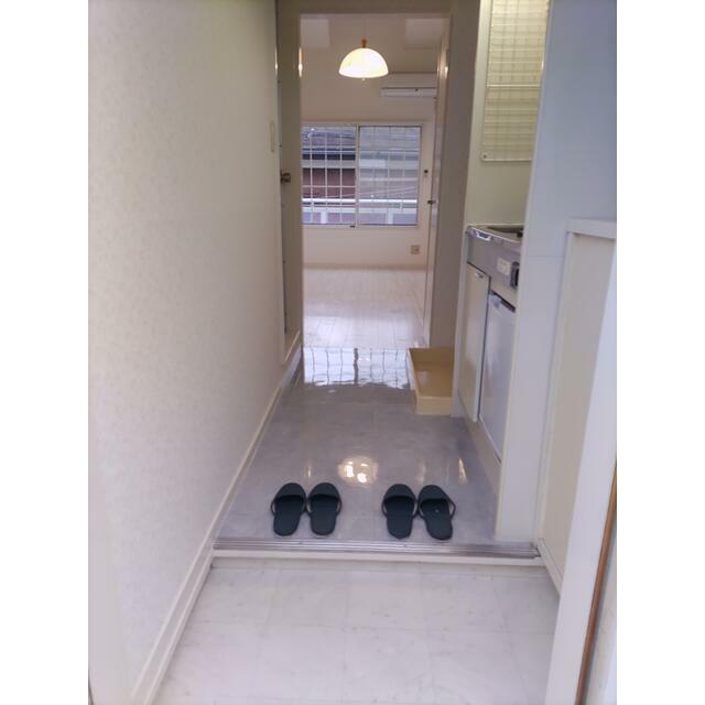 ホワイトハイツ桜ヶ丘２号棟 玄関