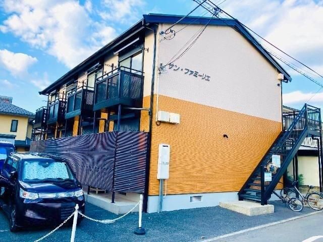 サンファミーリエ 102号室 外観